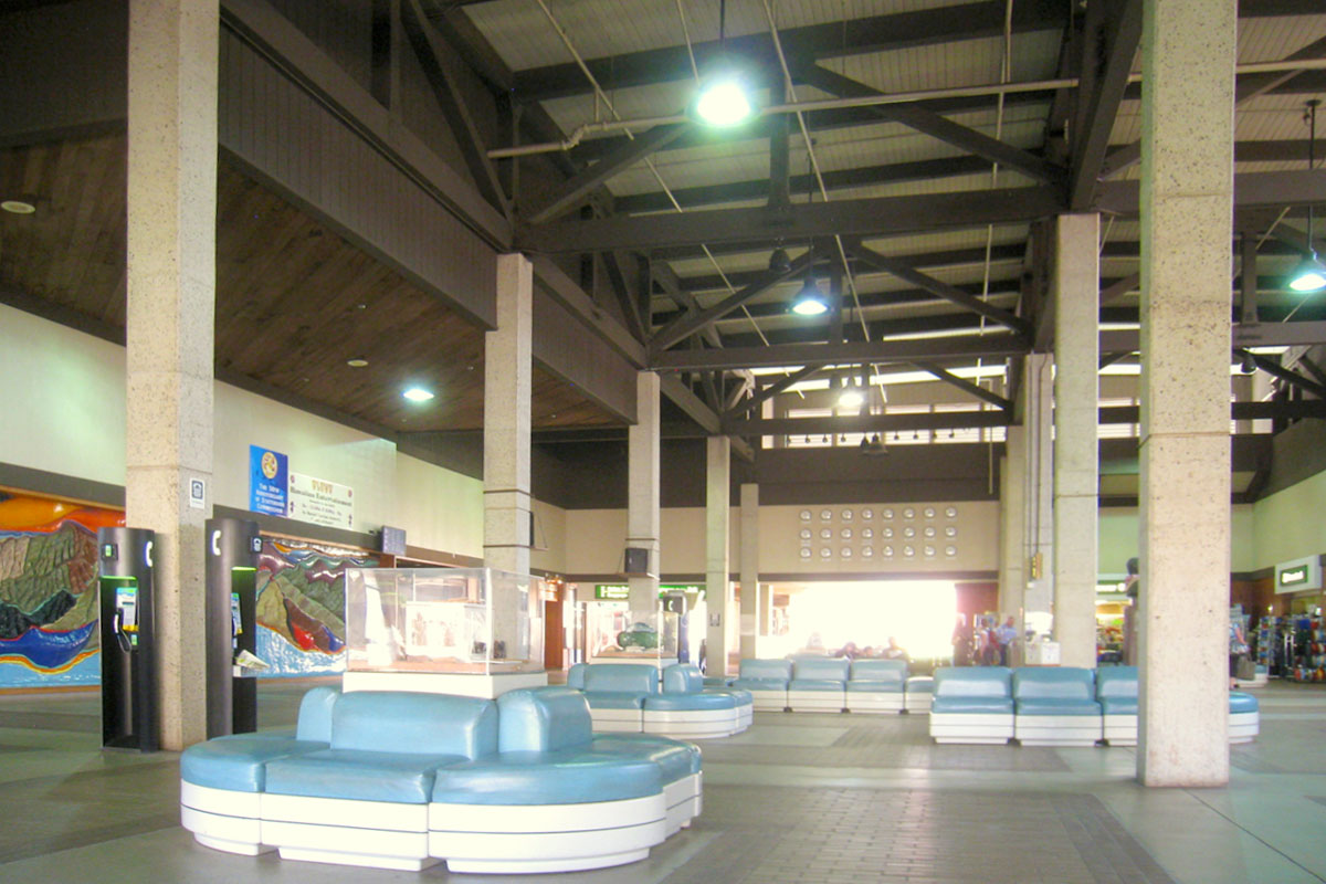 lihue-airport-interior